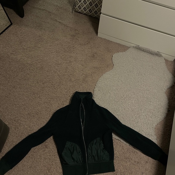 Lululemon Jacket - Picture 3 of 3